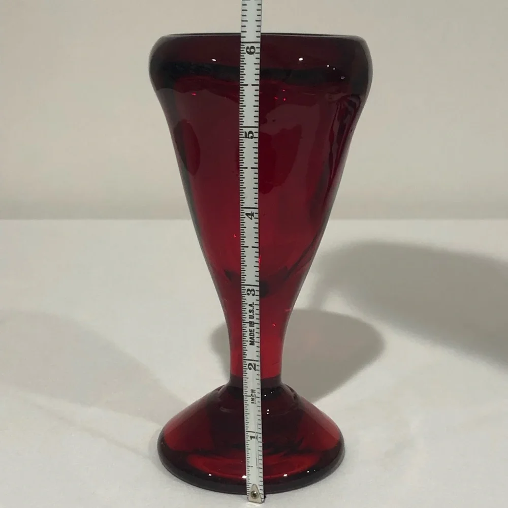 N/A deep red